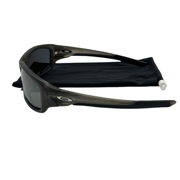 Oakley Valve 60mm Polarized Wrap Sunglasses - Picture 3 of 15